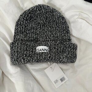 Ganni Chunky Beanie